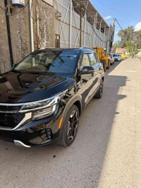 كيا سليتوس وارد امريكي موديل 2024 كلين بدون حادث محرك 1600 تيربو فول م...