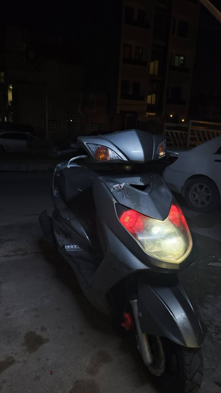 دراجة سكنس فحل نوزل للبيع نضيفة كلش مكينة كلجات ممفتوح بيها برغي بلادية السعر 750 ألف قرب جامع النداء تشتري اتصل ***********
