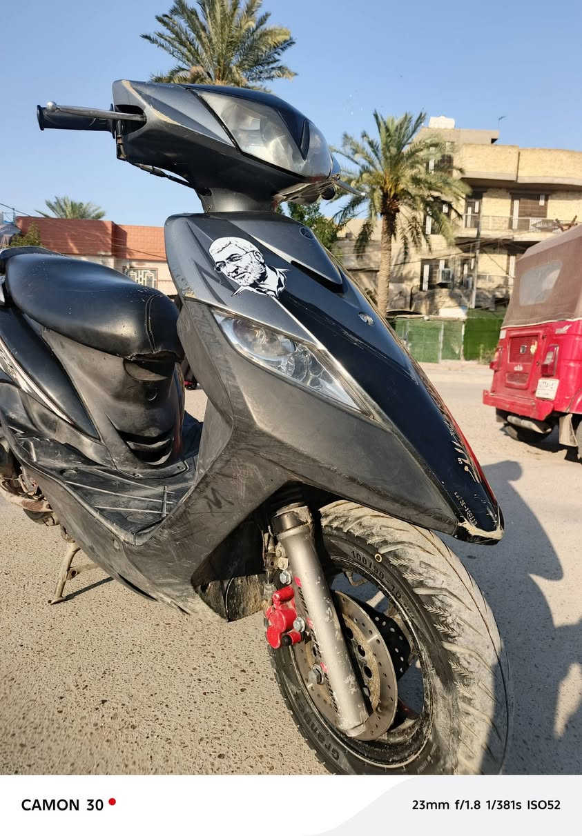 السلام عليكم دراجه ثعلب مكينه بلادي ما مفتوح برغي بيها ، بيها منفيس نگره سلف شغاله المكان بغداد الشعله شارع 60 الرحمانيه  ،***********  (السعر خاص)
