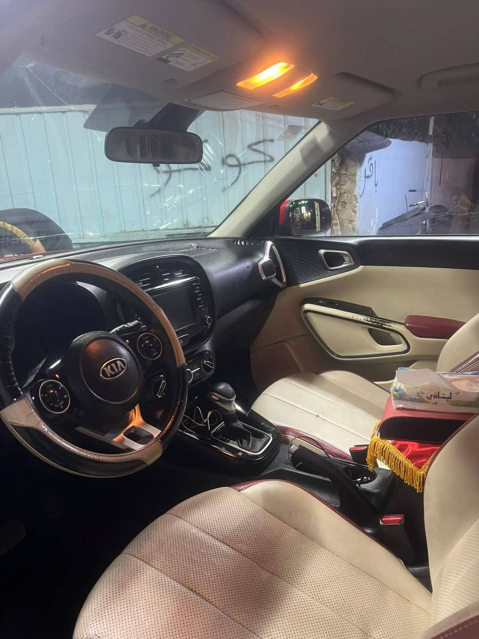 Kia soul 2021
محرك 2000 دوش 
السعر ب120 ورقة وبيها مجال 
السيارة ماشية 45 الف 
***********
