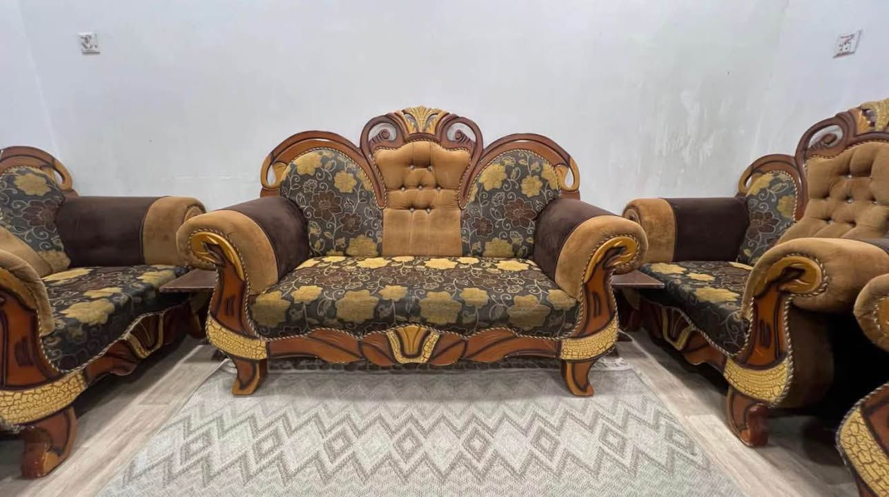 تخم شبح 10 مقاعد مستخدم بحاله جيده 
400 الف بغداد, العراق


**إذا كنت صاحب هذا الإعلان وتريد حذفه لأي سبب، رجاءا أرسل رسالة إلى الدعم الفني**