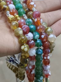 سبحة حجر طبيعي • عقيق ملون • آخر ٥ قطع