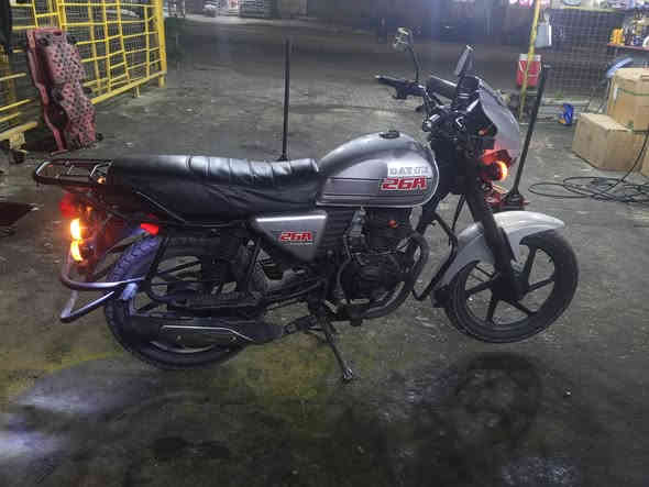 سلام عليكم دايوان مديل 19ارقام السعر 1300 رقم الهاتف  ***********
