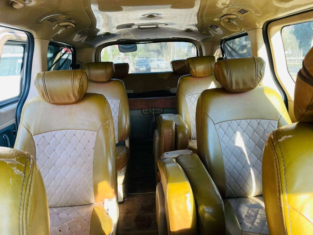 ستاركس 2016 شكل الجديد مكفوله ماعدباب  السايق مبدل وكاله سعره 190$رقم صاحب السياره***********
