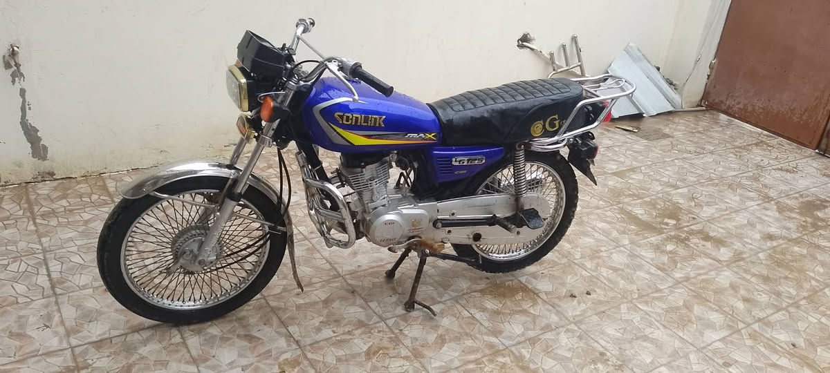 السلام عليكم تايكر 23 اربعه كير فول نضافه محرك مو مفتوح بلاديه بيع ومراوس للستفسار خاص او ***********
