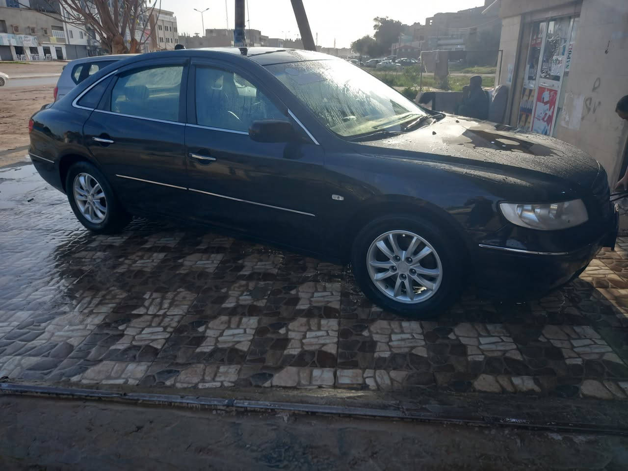 مشاء الله تبارك الرحمن 
                                                14800🔥🔥🔥🔥🔥
النوع : هونداي ازيرة 
موديل: 2008
الحالة : ممتاز
استراد : كوريا
المحرك : 27مطور
العيوب : لايوجد بأذن الله 
نوع الوقود : بنزين  
المميزات : مفتاح عادي +عداد اليزري +كراسي جلد + كراسي تحكم كهربائي + تدفئة في الكراسي + تحكم في المقود +مقود كهربائي + تحكم من المسند الخلفي+ شاشة الدار  + كاميره خلفيه + مكيف ثلاجه ❄️🥶 + منظومة صوت JBL+ حساسات خلفيه +رفارف الدار+كاميرا خلفية+

خالية من القص والبياد والسوس 

محرك وصاله وكمبيو لاقوة الا بالله 
يوجد توصيل جميع مدن ليبيا 

المكـان :- بنغازي 

رقم الهاتف
0930750618
0946487750


**إذا كنت صاحب هذا الإعلان وتريد حذفه لأي سبب، رجاءا أرسل رسالة إلى الدعم الفني**