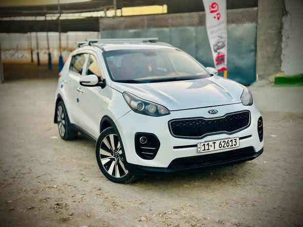 السلام عليكم سبورتج 2017 خليجي رقم بغداد تحويل مباشر السياره صبغ عام مواصفات السياره تحكمان حساس كامره مري شفط باقي المواصفات معروفه 
ماشيه 140 الف كيلو لاستفسار ***********السعر 128وبيه مجال بصيط
