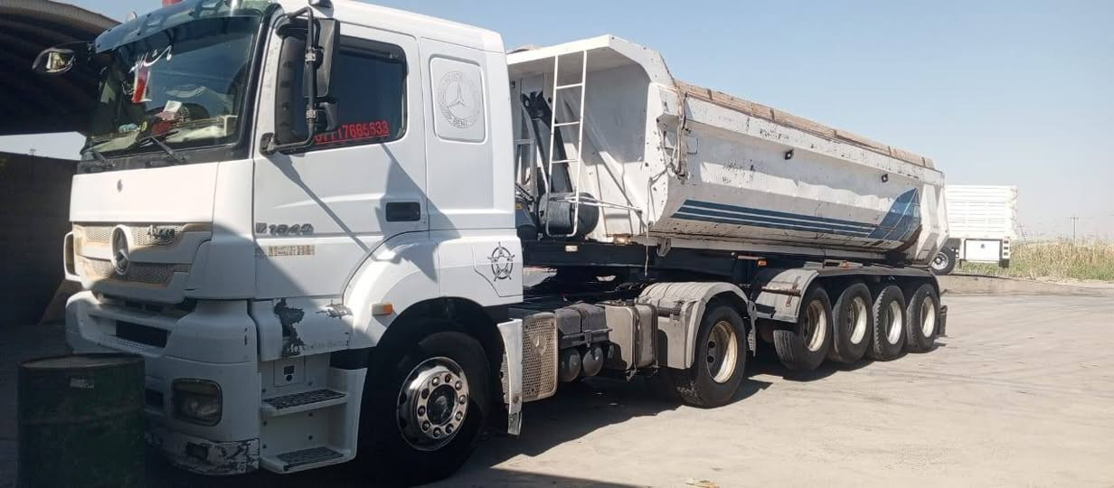 سلام عليكم اكسور نساف مودل ٢٠٠٨ عربانه مكنيسان مربوطه 3 محاور حلين 4 مكينه ٤٣ كير عادي سياره نضيفه وجاهزه للبيع عنوان ديالى عبدلله ابن علي ***********
