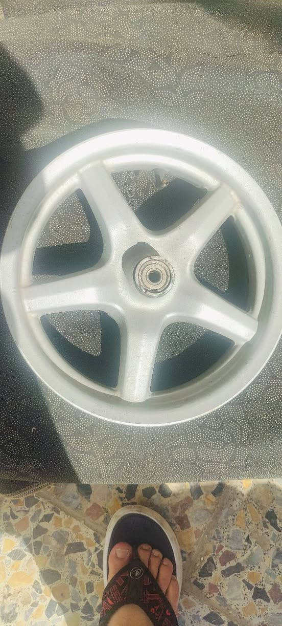 سلام عليكم اغراض سكنس جبلي للبيع 
صالنصه رياضي 
ويل امامي 
فج اربع بساتم
قطره دهن واكسل 
وقبق عنبار 
دشلي كيلو متر
السعر خاص مكاني مدينه الصدر رقمي 
***********
