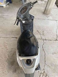 كامله  ب250  مكان بغداد حي الاعلام 07707180681