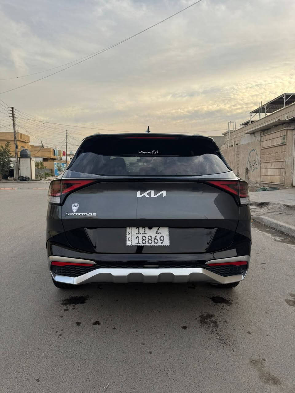 السلام عليكم
سبورتج 2024 وارد امريكي 
فول مواصفات SX PRESTIGE 
الضرر كما موضح بل صور 
بصمة 
تشغيل عن بعد 
بونوراما 
جنطة كهرباء 
4 كامرات 360 
داخل احمر 
شاشة متصلة تجتل 
رادارات امامي خلفي 
حساسات امامي خلفي 
بعد مواصفات معروفة 
العنوان بغداد حي النصر 
رقم الهاتف ***********
