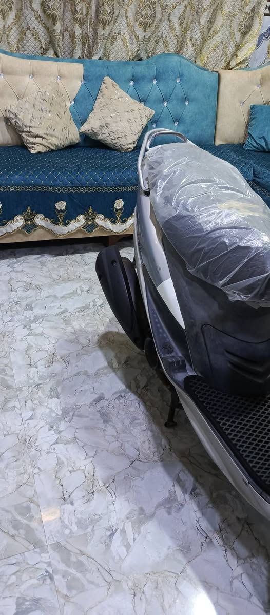 سلام عليكم: دراجه قجمه نضيفه ختم واحد ويا المكينه مامفتوحه دراجه خرسه من مكينه دراجه حلوه شوفت عينك تجي وشوف للاستفسار: ***********
