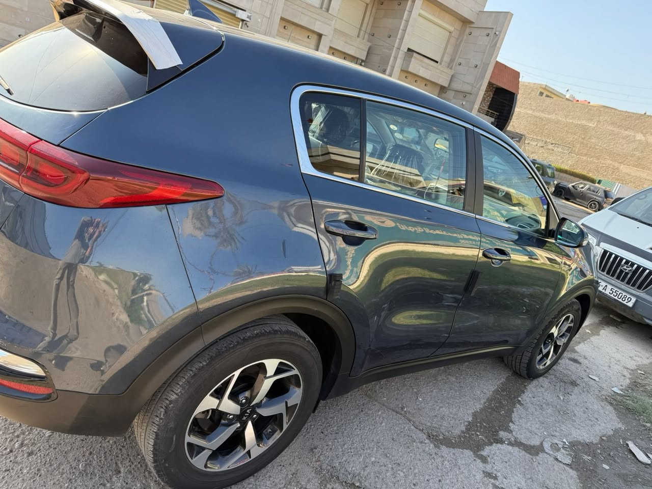 سبورتج مويل ٢٢ وارد أمريكي 🇺🇸 حادث بس بارد فقط بدون إرباك ماشيه ٤١ ألف السعر ١٨٨ ورقه   مكان السيارة بغداد ***********
