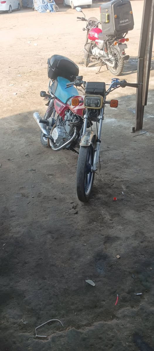 دراجة سيفان موديل 22 خمسة گيرر سلف نگرة يرادلهه ترتيبات شويه السعر 450 مكاني بغداد المحمودية ناحية الرشيد *********** بي واتساب
