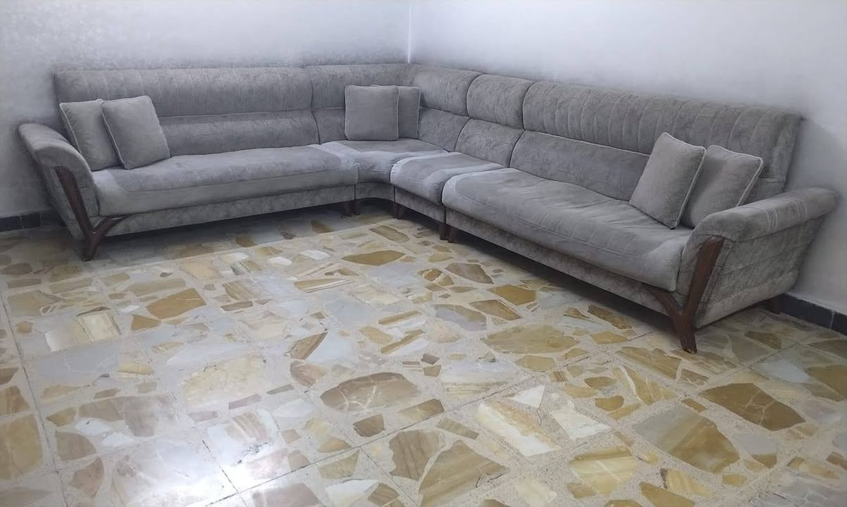 تخم عشر مقاعد  السعر ٦٠٠الف


**إذا كنت صاحب هذا الإعلان وتريد حذفه لأي سبب، رجاءا أرسل رسالة إلى الدعم الفني**