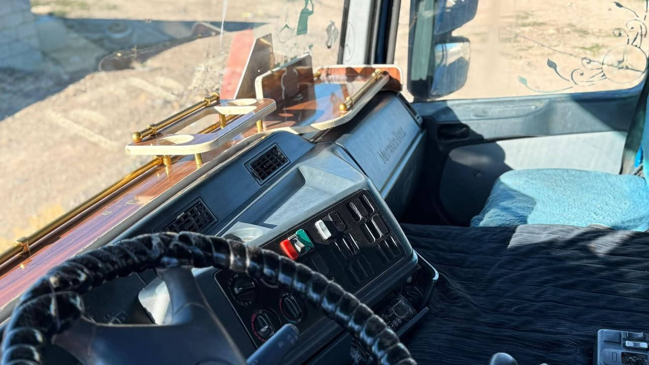 السلام عليكم ورحمة الله وبركاته 
سيارة للبيع اكتروز شمعه
حجم 40 / 33 / موديل 2001
مجموعة GF خمس ورك
وذيل الشاصي مطول بعد المجموعه 50 سم مطول فقط 
السياره سكس بلادي 
رقم اربيل بأسمي السنويه ساقطه وتجدد ويه التحويل 
شرط التحويل بسمك 
السياره مكفوله من اي عيب شرعي 
كير كهرباء كلج 
محرك كير مجموعة كله مكفول 
باب اليمين مصبوغ 
السعر رد تلقائي بتعليقات 
رقم ***********
