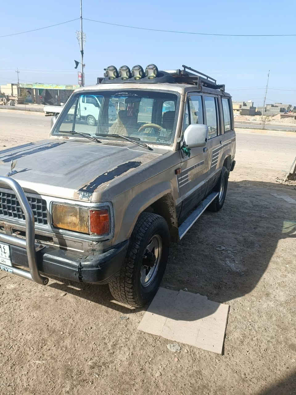 سلام عليكم ازوزه للبيع
سياره خير من الله جاهزه مكينه وكير جدد 
خياس مابيه حداديه جديده تخم تاير جديد
لاستفسار
 ***********
