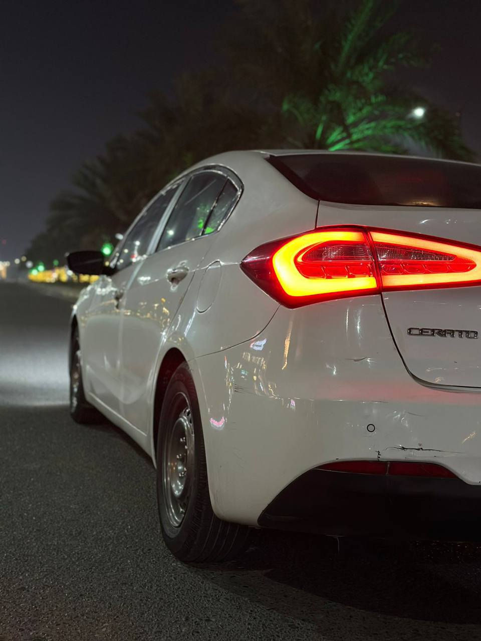 سيراتو مديل 2016
فول مواصفات عده البصمه والجلد 
حساس امامي خالفي 
لد امامي خالفي 
تبريد امامي خالف 
مكينه 1600
خمسة ويلكب  
تبريد شغال 
عليه ادامه بانزين كامله بخاخات مجالو بلكات كله كامله  عبوه مبدله كله 
منظومة ماي كامله مسويه حته الراديتر مبدله  
حداديه كله كامله ماعيزه كلشي 
تخم تاير جديد 
تريد الويل العادي تريد الويل كب ابكيفك 
السياره جاهزه
 حادث بالجاملغ الوره لحد الباب لخلفي ومصبوغه صفحه كامله
البيبان مبدله والجماملغ الامامي مبدل 
رقم التلفون ***********
السعر 113
