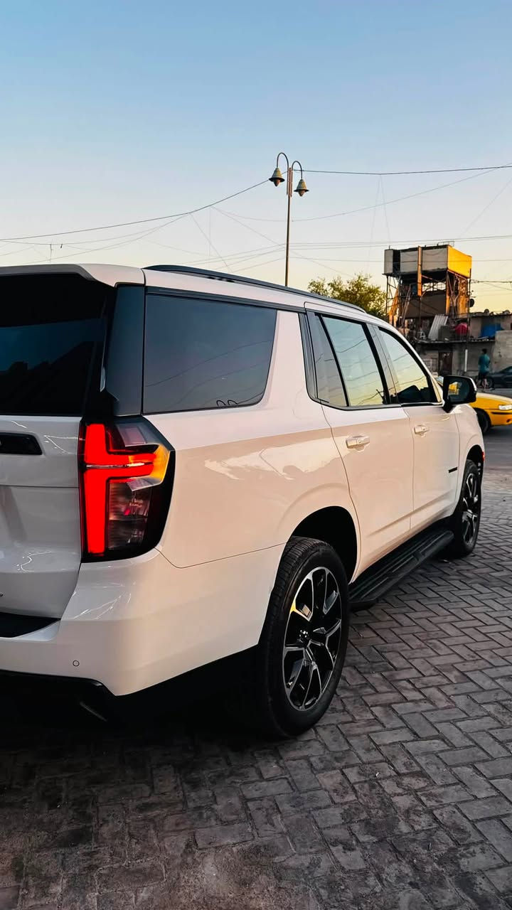 السلام عليكم 

�

للبيع شفروليت تاهو RST،
▪️ موديل: 2024
▪️ فئة: RST
▪️ محرك: 5.3 V8
▪️ عدد المقاعد: 7 ركاب vip
▪️ فتحة سقف بانوراما 
▪️ وارد أمريكي
▪️ اللون: أبيض

:
✅ تشغيل بصمة ودخول ذكي
✅ ريموت ستارت
✅ شاشة كبيرة متعددة الوظائف
✅ Apple CarPlay و Android Auto
✅ كاميرا وحساسات
✅ مقاعد جلد
✅ مثبت سرعة
✅ شحن لاسلكي
✅ إضاءة LED كاملة
✅ جنوط RST رياضية
✅ أنظمة أمان ومساعدة للسائق
حالة السيارة:
✔️ دعامية أمامية مبدلة
✔️ تصليح خفيف في البنيد
✔️ السيارة مرتبة وجاهزة للفحص 
� السعر المطلوب:45،500$ دولار
(مكلف في النشر)
عنوانها بغداد 
***********
