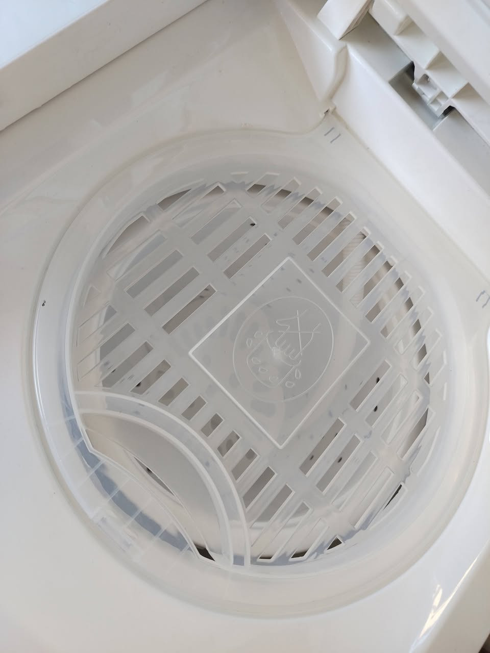 بسبب وعود الكاذبه اعاده نشر 
 عندي غساله عاديه ما مستخدم ابد بالكارتون بعده وحجم كبير  يغسل بطانيات نفرين الي يريده يكتبلي بالتعليق ادخله خاص وبالسعر مناسب


**إذا كنت صاحب هذا الإعلان وتريد حذفه لأي سبب، رجاءا أرسل رسالة إلى الدعم الفني**