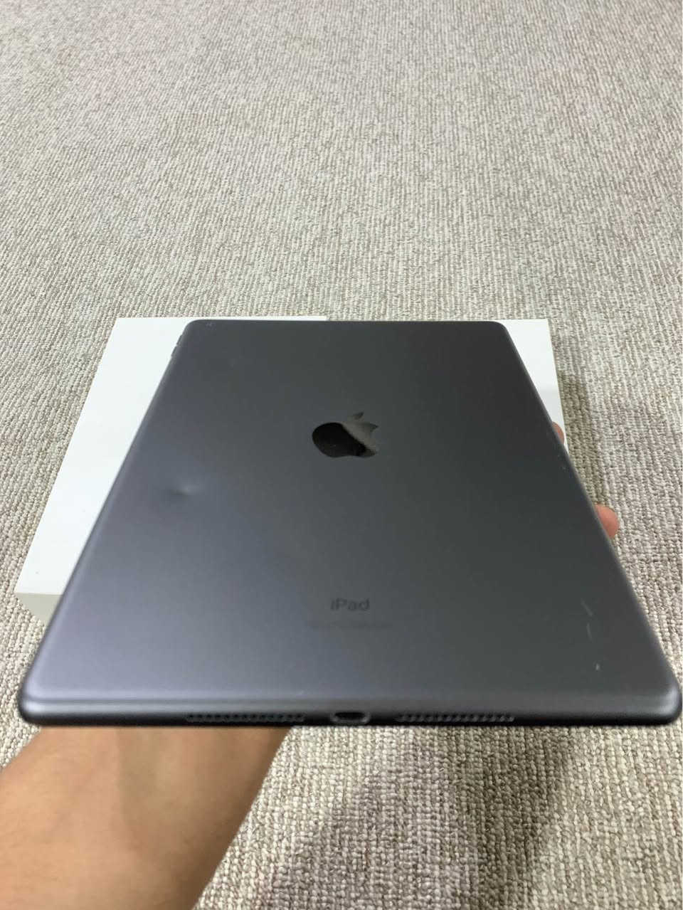 ايباد 9 ذاكره 64 جهاز ممفتوح بس وگع وهيج صارت شاشته ملحقات فقط كارتونته + ايباد اير 1 ذاكره 12 كولش نضيف كولهن ب225 وبيهن مجال بسيط مكاني كربلاء (***********) كربلاء, العراق
