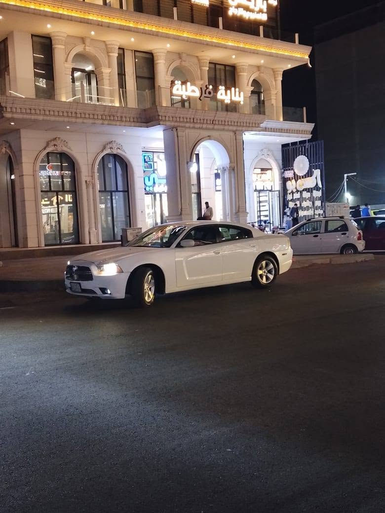 سلام عليكم 
جارجر مديل 11
رقم بغداد تحويل ثاني يوم 
بيع كوم حديد 
سعر 100 
رقم ***********
