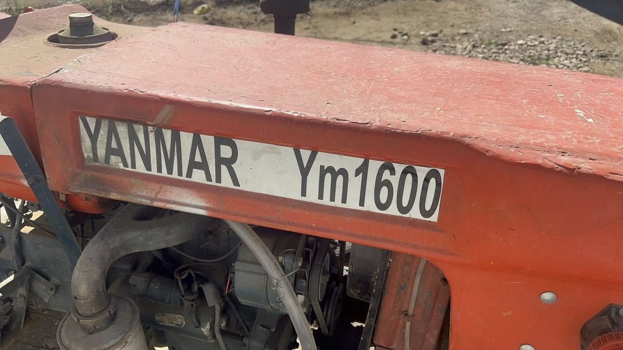 سلام عليكم كابوته ينمر للبيع  محرك بستمين كهربائيات عالي ناصي اشارة بروجكتر خلفي كلها شغالة فدان بلاد مع رفاس سعرها18 ورقة مكاني ديوانية


**إذا كنت صاحب هذا الإعلان وتريد حذفه لأي سبب، رجاءا أرسل رسالة إلى الدعم الفني**