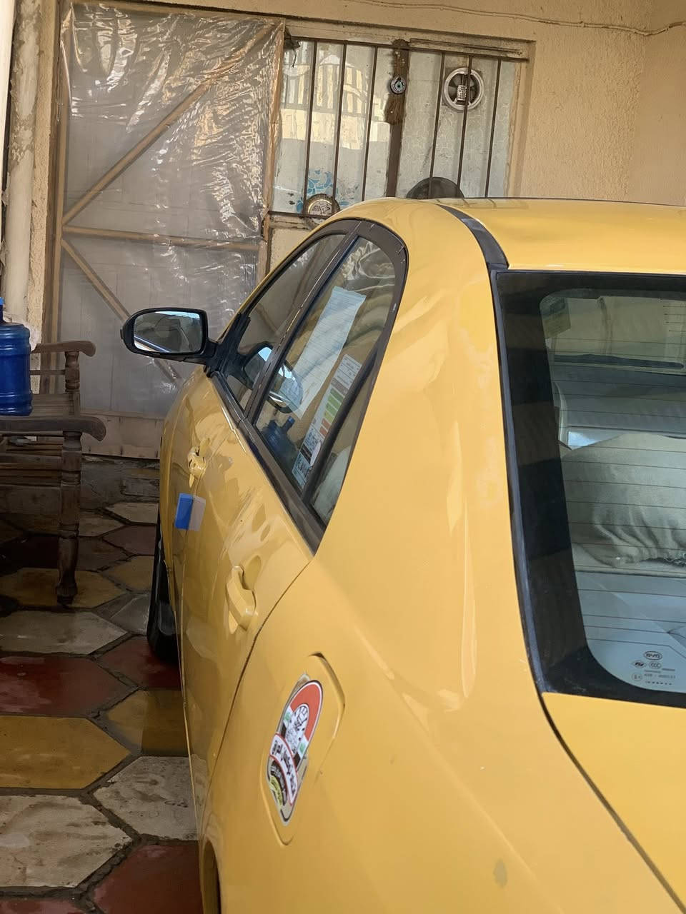 سياره بي واي دي للبيع موديل 2014 محرك بلادي ياباني كير محور مال مني كوبر شرط شلعه ومعدل سياره تحكمات ستيرن فتحه سقف كهربائيات كلهه شغاله مصفره هيئه وغرامات بسمي تحويل ثاني يوم رقمهه بغداد بيهه فقط بنيد وجاملغ صبغ فقط برغي واحد مناقصهه سعر ٥٧ وبيهه مجال لشراي مكان دوره ***********
