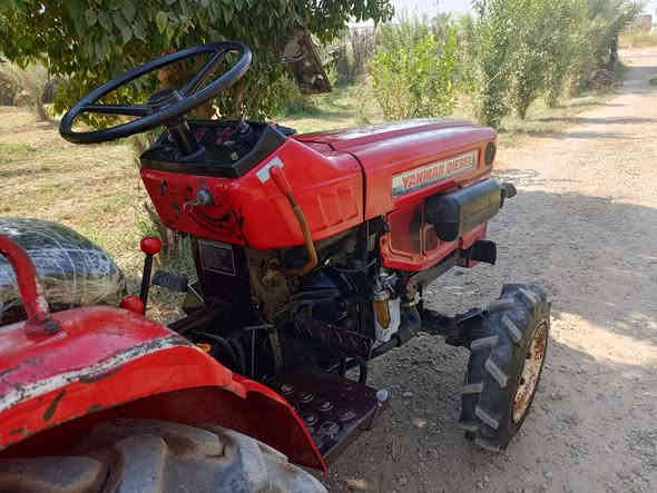 السلام عليكم للبيع مكينه ينمرشركه حجم 18مع رفاسه مكان بغداد الاتصال على الرقم ***********
