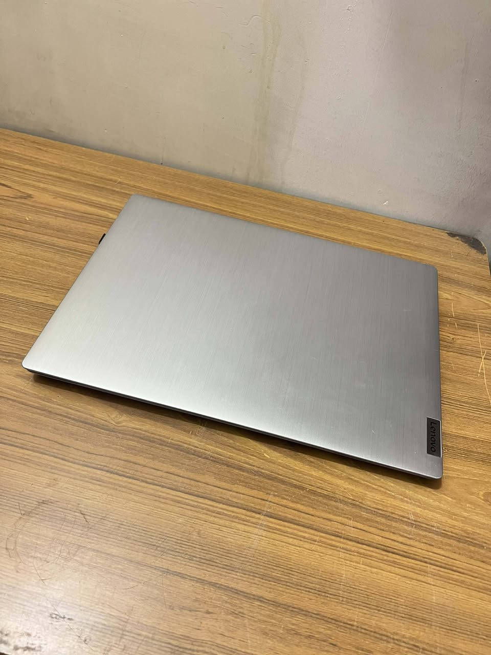 لابتوب لينوفو idebad3
مواصفاته: 
core i5 10210U 
ram 8
GB 512
ويندوز ١٠ 
الجيل العاشر
لابتوب جدا جدا نضيف مداخل صيانه
مع كامل الملحقات 
السعر ٣٢٥وبيه مجال
المكان بغداد سبع ابكار
***********
