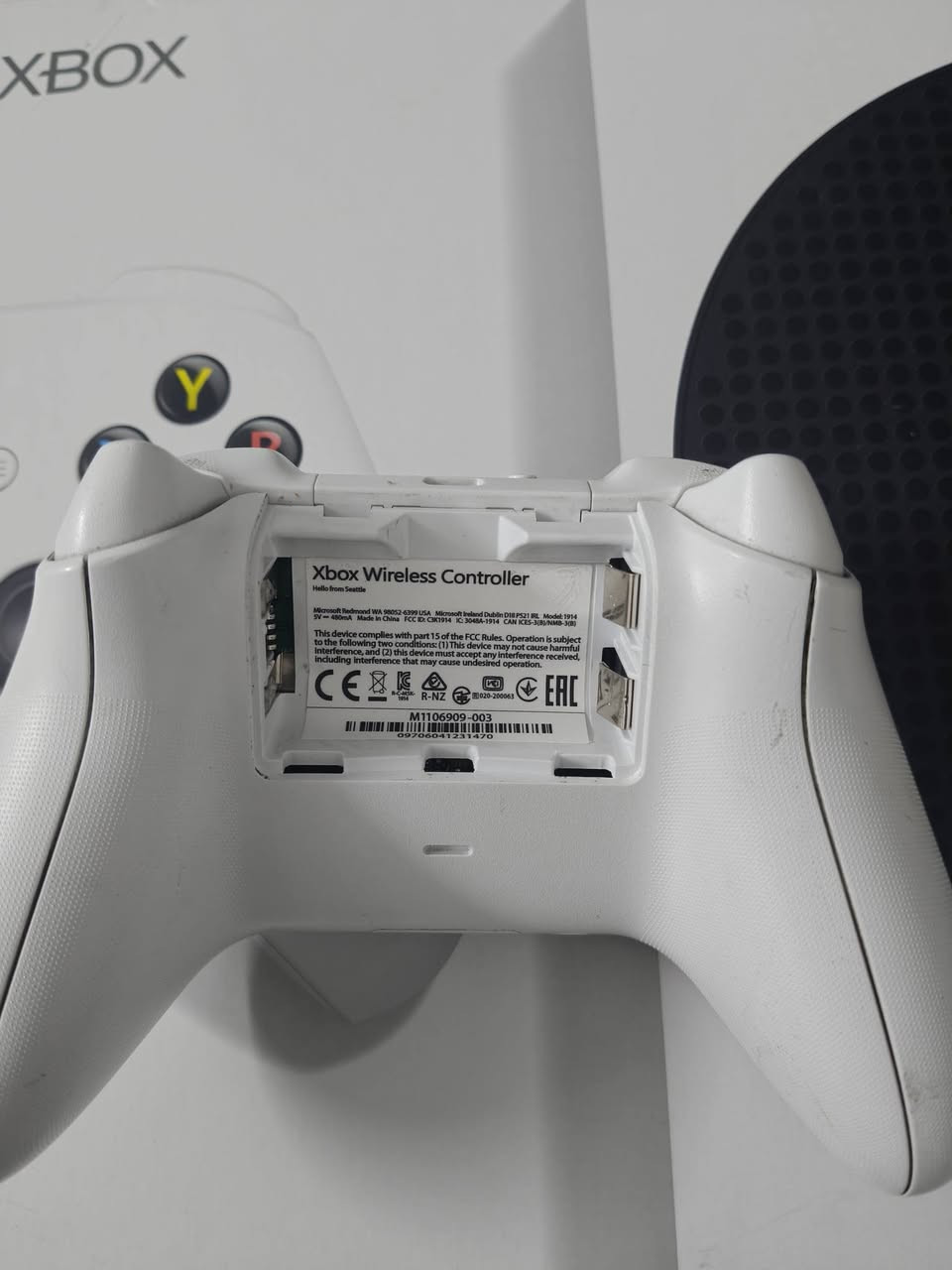 🎮 للبيع Xbox Series S (إنتاج 2024) 512
الجهاز نظيف كلش، ما بيه لا شخط ، مستخدم خفيف جداً.
ويجي ويا كلشي جاهز 👇

✅ يدّة أصلية نضيفة كلش وما مفتوحة على الفحص

✅ UPS  850 (اوف لاين) بعدة جديد

✅ لعبة Red Dead Redemption 2 مملوكة

ملاحظة (تفحص الجهاز بالبيت تقتنع بية وتاخذة)
بدون أي مشاكل، واللي ياخذه راح يدعيلي
البيع لأن ما دا أستخدمه. (طالب كلية)

💸 السعر: 390 ألف وبية مجال للطيبين .
📍الموقع: ( بغداد شارع فلسطين تقاطع الصخرة )


**إذا كنت صاحب هذا الإعلان وتريد حذفه لأي سبب، رجاءا أرسل رسالة إلى الدعم الفني**