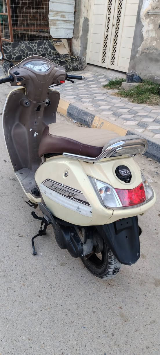 السلام عليكم دراجة جوبيتر هندي موديل 22للبيع المكان واسط قضاء الحي تفاصيل أكثر اتصل ***********
