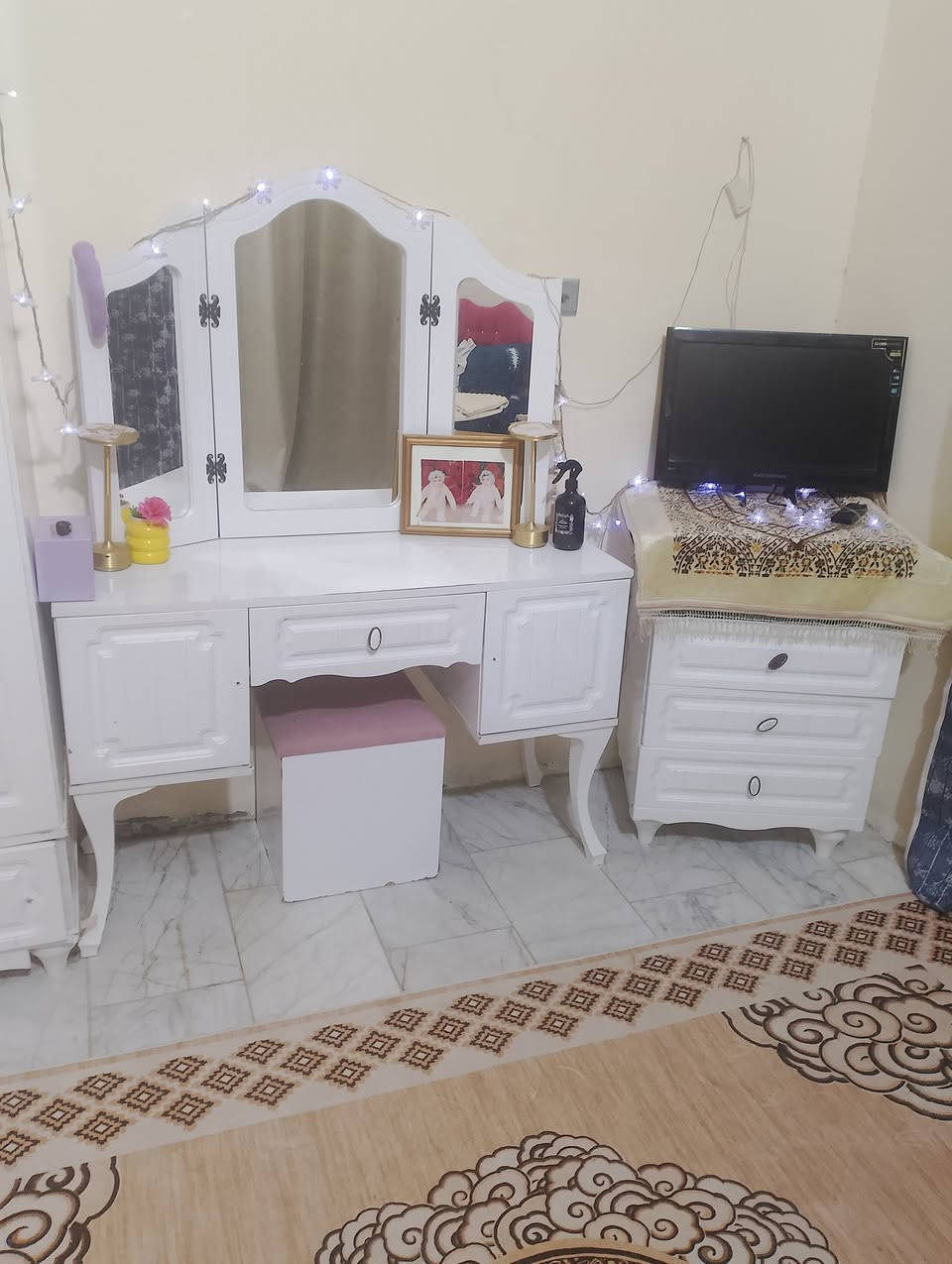 غرفه نوم فكتوريه تركي للبيع بس يرادله تعديلات بصيطه سعره ٣٠٠وبيه مجال


**إذا كنت صاحب هذا الإعلان وتريد حذفه لأي سبب، رجاءا أرسل رسالة إلى الدعم الفني**