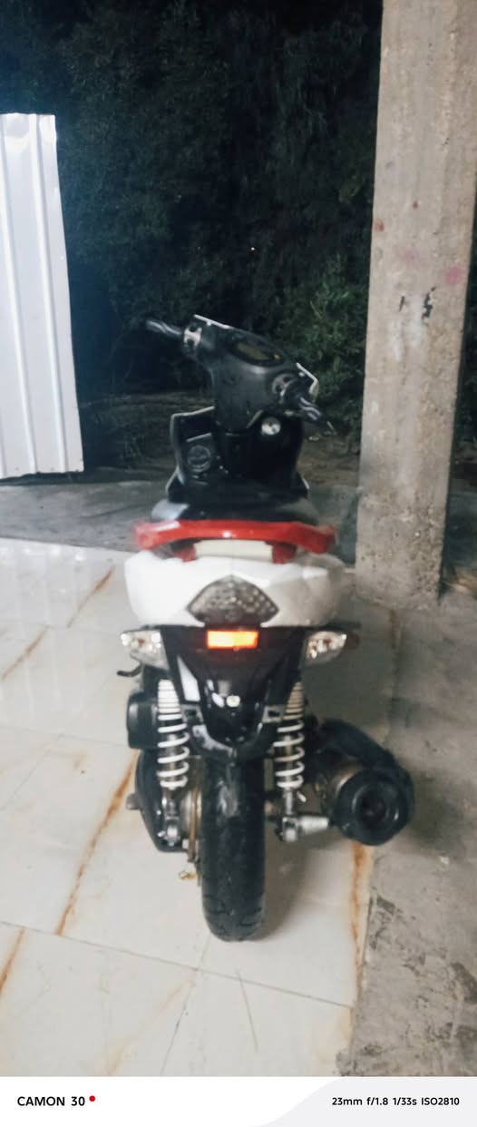 GTR دراجة لا تنقيص ولا تبخير سعر ٨٠٠وبيهة مجال عنوان حي البتول شراي يتصل ***********
