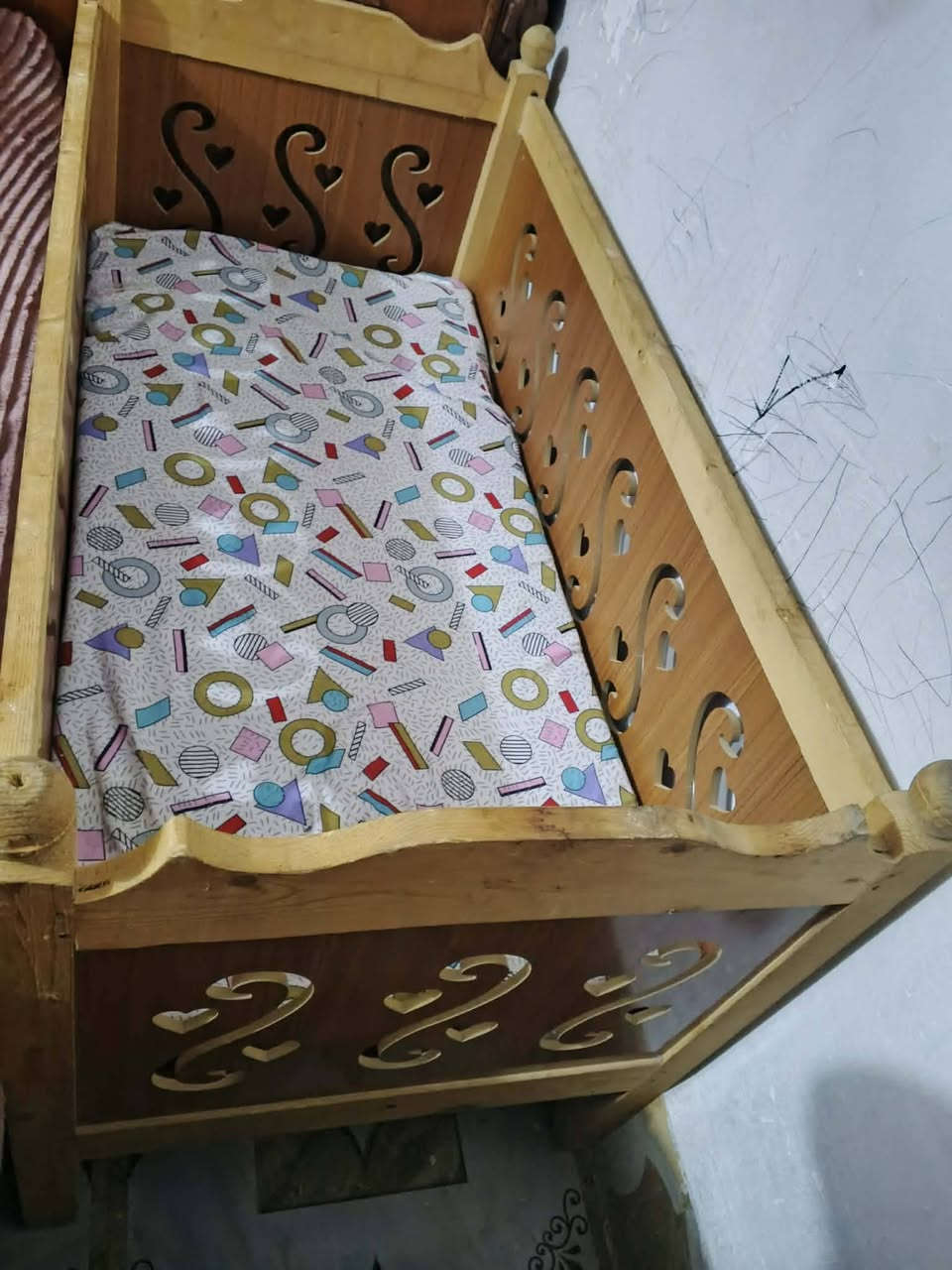 جرباية جديدة مال اطفال لحد عمر 5 سنوات سعرها 50
لابتوب جديد dell استعمال شهر سعرة 100 
للاستفسار اكثر الاتصال ***********
