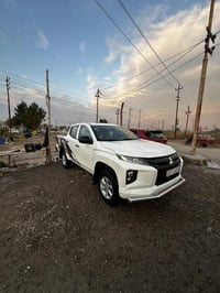 بيكب L200 • ٢٠٢٣ • ٢٥٠٠٠ كم