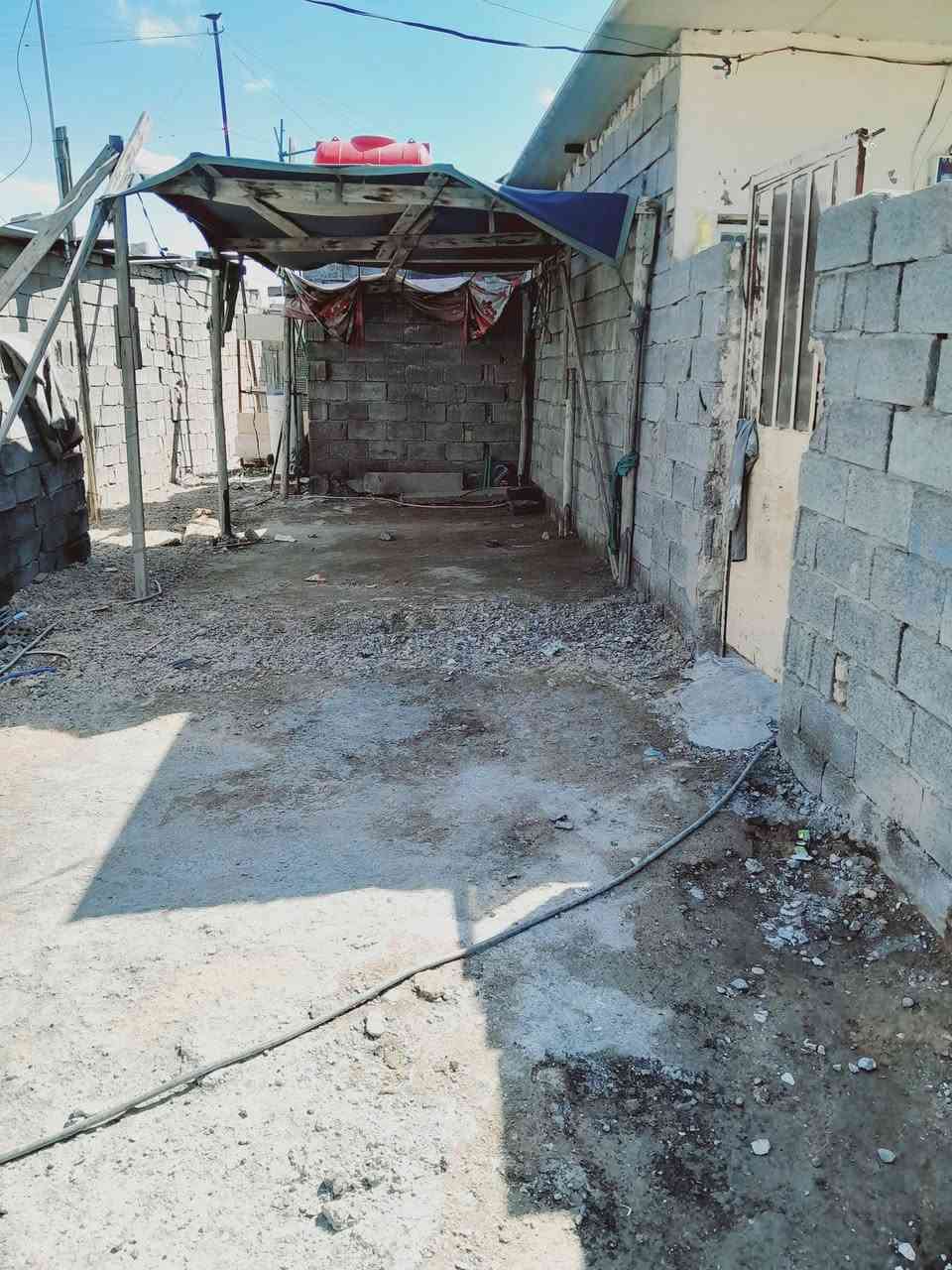 بيت تجاوز للبيع المساحه 150 متر المكان كفاءات السيديه قرب شارع كنانه للاستفسار اتصال ع رقم ***********
