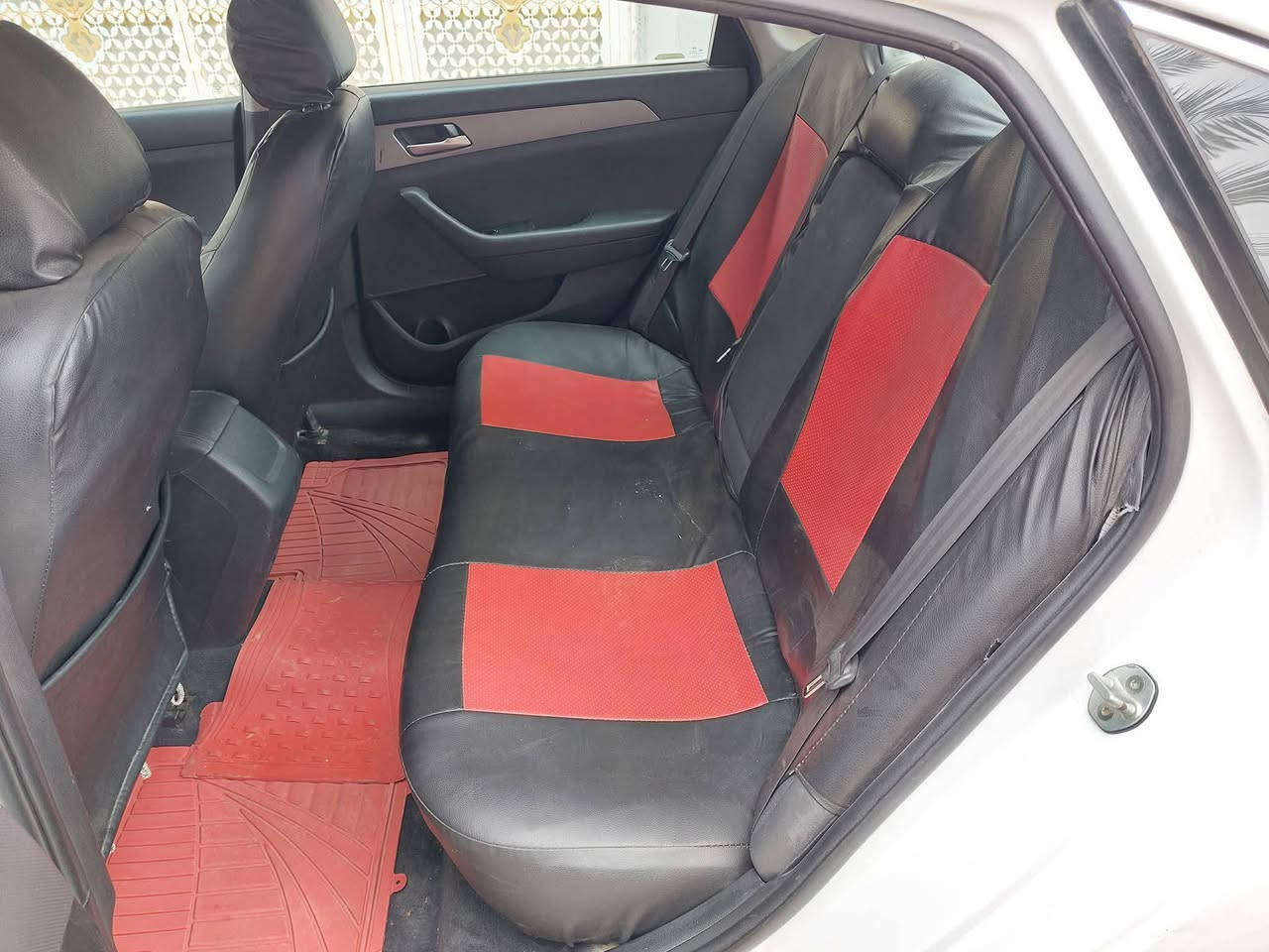 السلام عليكم لبيع سوناتا موديل 2019 رقم بابل انكليزي هزه سنويه جديد بيهه هلال الخلفي صبغ وبيهه بارد  مكينه مامفتوح برغي كير ومكينه حداديه مكفولات تبريد ثلج تخم تايرات جداد كهربائية كلهه شغاله سياره جاهزه من كلشي السعر 135 وبيهه مجال مكاني بابل ***********
