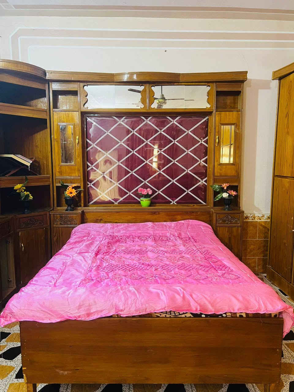 غرفه نوم عراقيه حطاطه صاج السعر 975بي مجال العنوان الرمانه البعبيد الاتصال ***********
