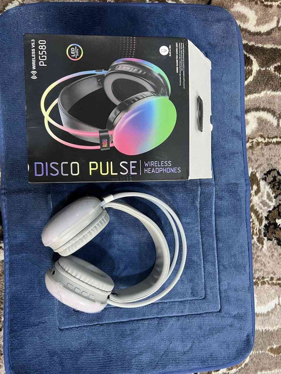 السلام عليكم ورحمة الله
كل قطعه تحتها مواصفاتها الي تعجبك اني بالخدمة  
داخل الموصل ، توصيل مجاني
محافظات :٥٠٠٠
تواصل هم بيه واتساب : ***********
