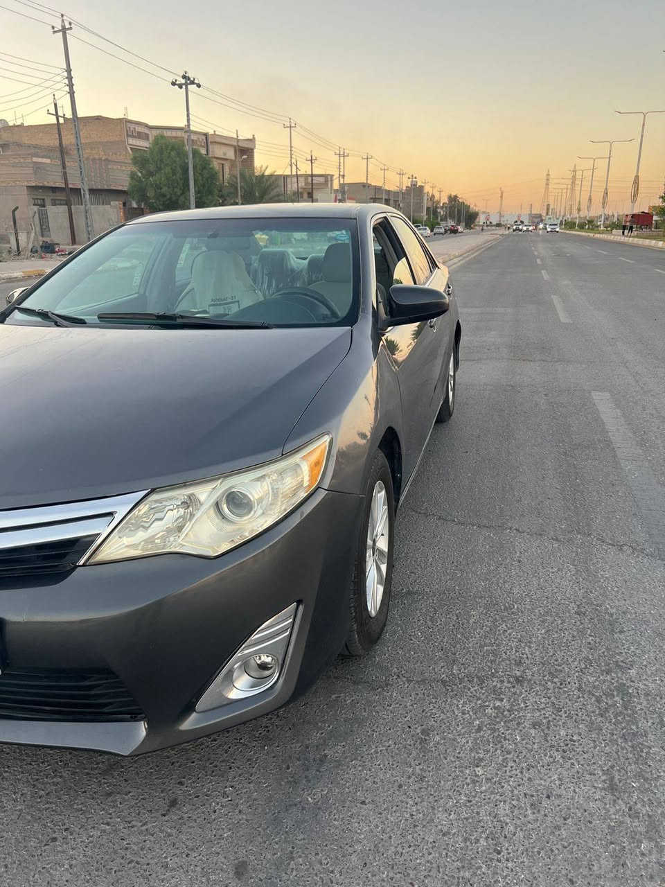 كامري 2012 وراد،امريكي للبيع  مصبوغه احزام ***********
