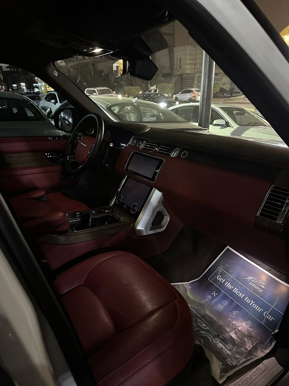 رانج فوك موديل ٢٠١٨ محرك ٦سلندر بلادي وكاله سردار بيها شبرين صبغ فقط ماشيه ١١٧ الف كيلو كفاله من كل شي الباقي بيها كتاب تضليل رقم سليمانيه للاتصال *********** مكانها بغداد وباسمي
