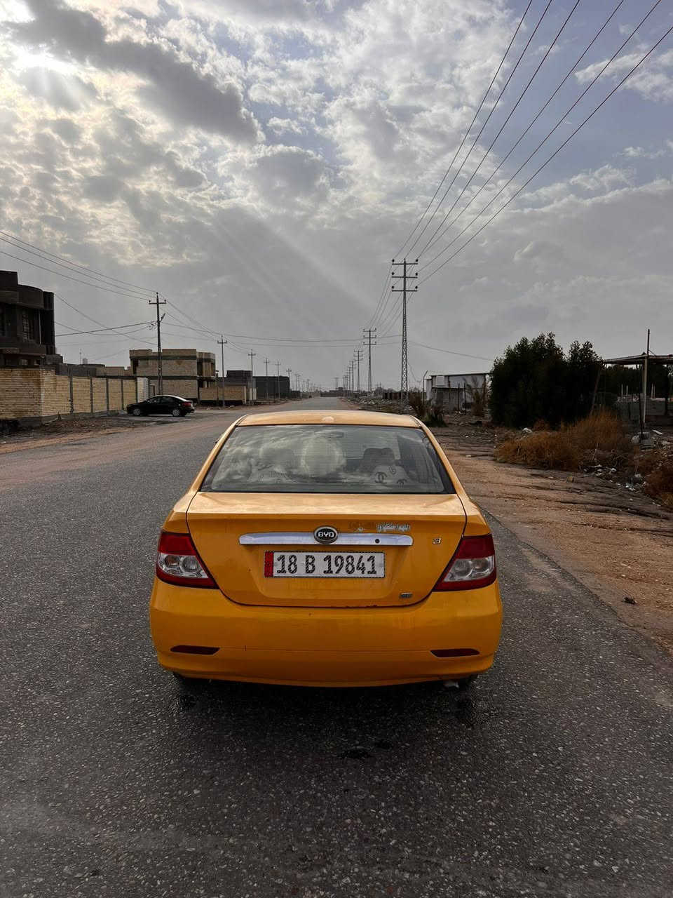 سلام عليكم بي واي دي 2011
كير مكينة خير من الله لاتنقيص ولاتبخير 
تخم تاير حدادية كله جاهز ع اخير 
تدفئة تبريد ثلج ❄️ 
سياره جاهزه ع اخير 
سعر 38 وبيها مجال للشراي
‏‪0775 347 5176‬‏
***********
