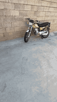 سلام عليكم دراجه نامه ايراني للبيع دراجه نضيف مثل ما موضح بالصورة موديل 2023 سعر خاص رقمي ***********0 مو شراي لا يراسل
