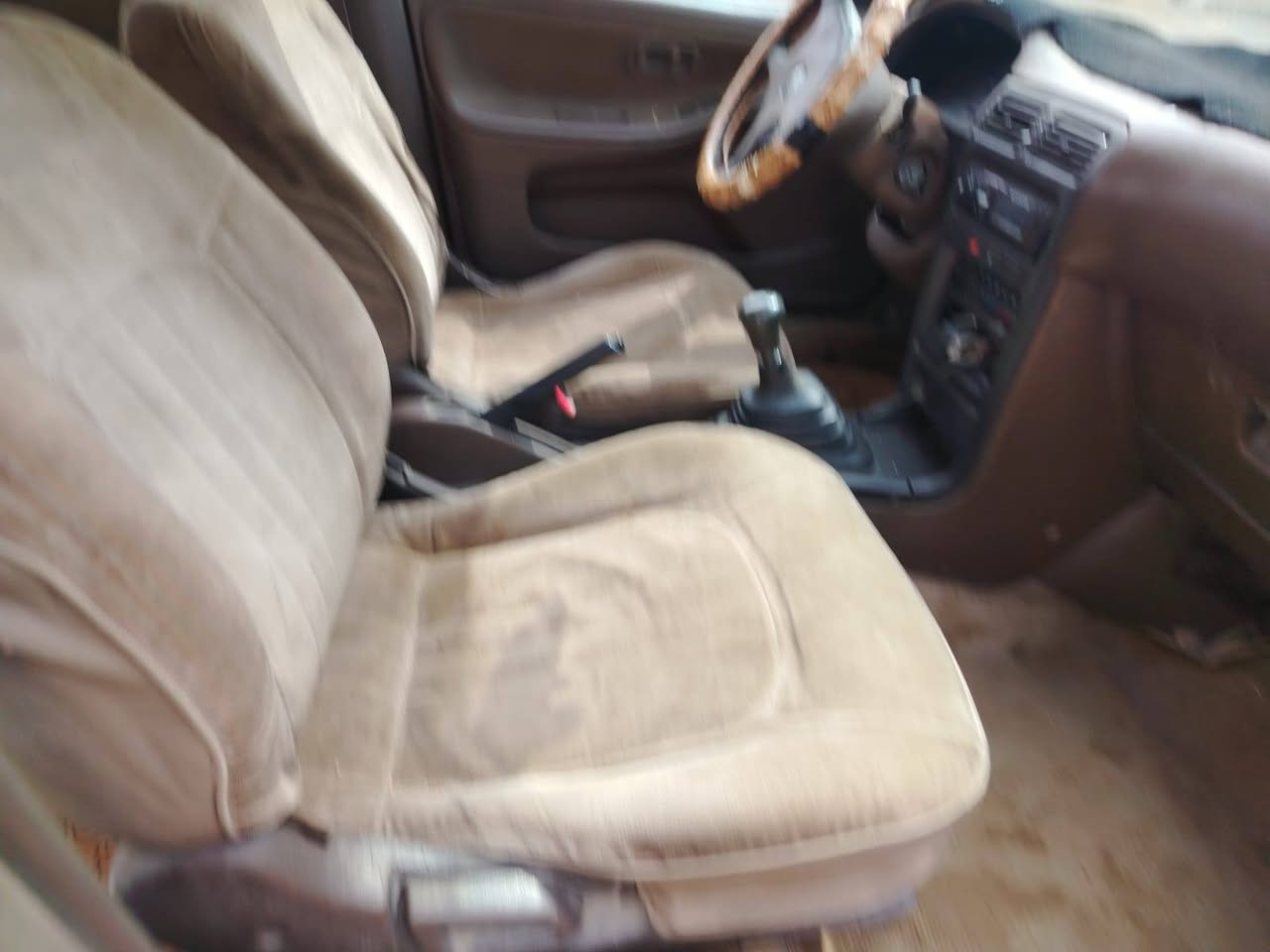 السلام عليكم نيسان سنه موديل 92 سياره نظيفه رقم بغداد انجليزي مكانها بغداد ***********
