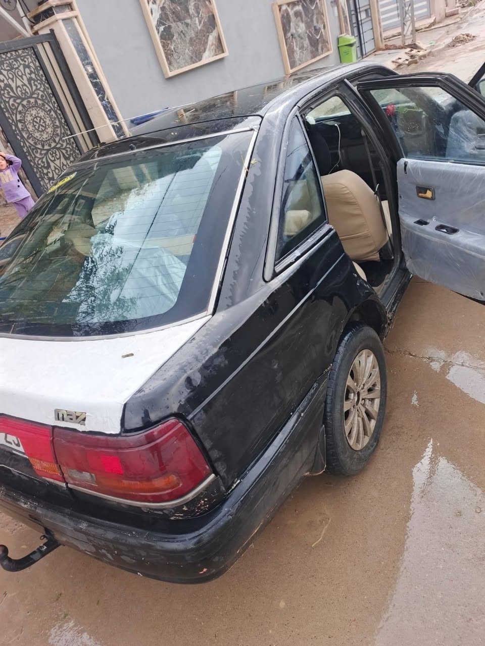 مازده
موديل ٩١ 
سنويا بسمي 
رقم انكليزي مسطره 
ويرمنيه شغاله 
لون اسود 
كاربون مامسجل بعد 
35وبيه مجال بسيط 
 مكينه 8بخ 
شرط التحويل 
او وكاله 
سياره كاعده  وحلوا 
تايت جدد 
طخم جديد 
سياره لوز
للتواصل ***********
 ***********
غير متواجد ع فيس
