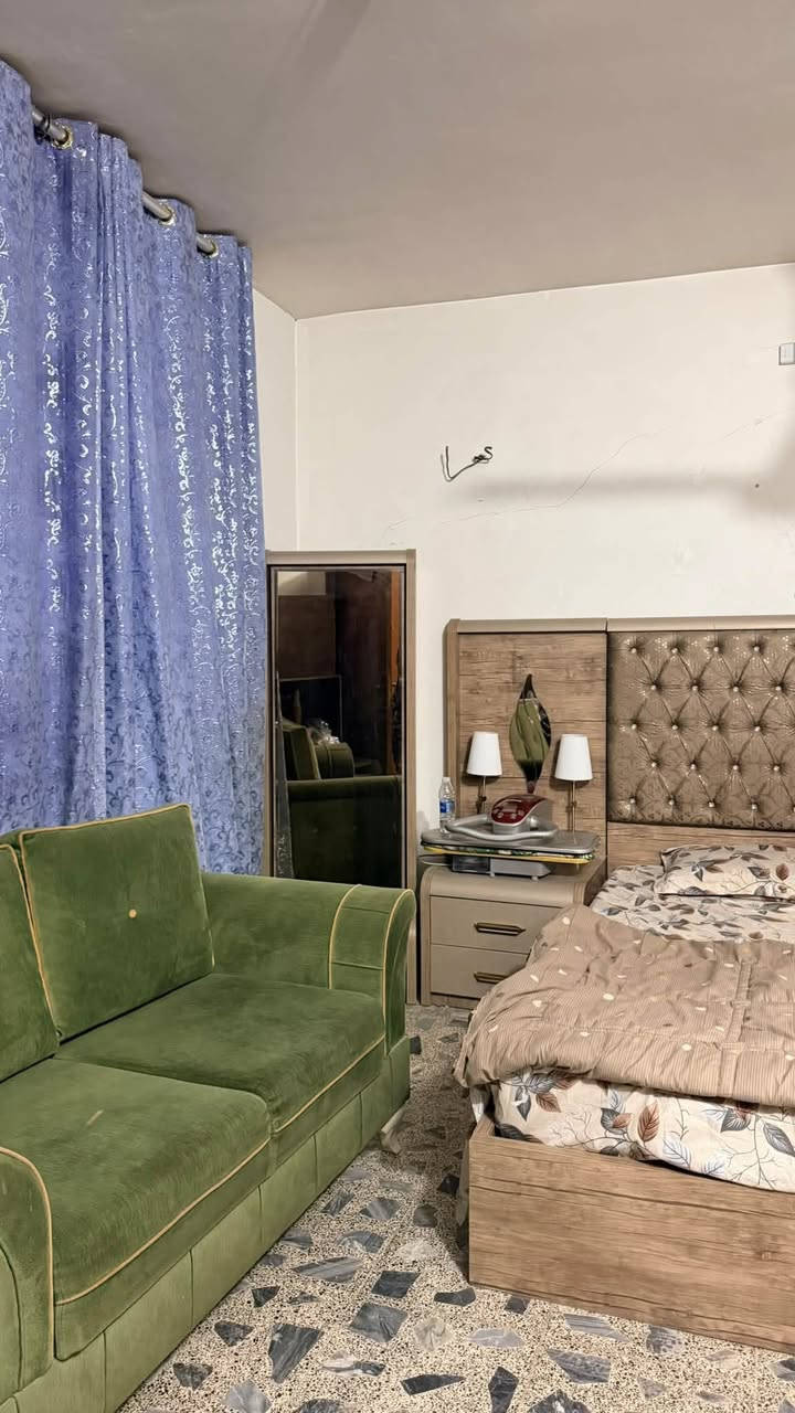 غرفة نوم مستخدمه نضيفه جداً للبيع و بيها طابوريه و سرير خزن و ايضاً قنفه خزن للبيع
سعر الغرفه مليون دينار
سعر القنفه 100 الف دينار
العنوان بغداد حي الجهاد خدمي المطار
للأستفسار ***********
