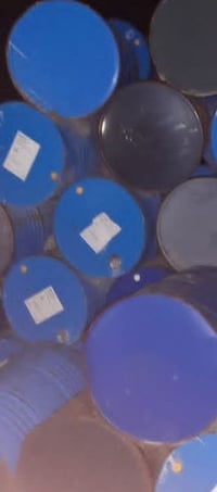 من رخصت الادمن السلام وعليكم يتوفر الدين براميل فارغ 220لتركميات لستفس...