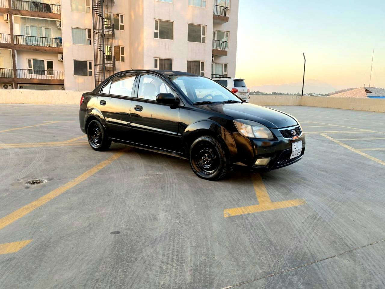 ئۆتۆمبێلی جۆری کیا ڕیۆتەنها بۆفرۆشتن مۆدیل2011
 پارچەیەک ودووپەڵە بۆیاغی هەیە گێڕ ئۆتۆماتیك جام گێڕومەکینەو کارەبا  تەقەوڕەقەبەشەرت  
سەنەوی وڕەقەم باناوی خۆمانەوەیە تەحویل بەشەرت
بۆنرخ پەیوەندی بکەن لەخزمەتام
ڤایبەر واتسئاپ‌*********** -- *********** السليمانية, العراق
