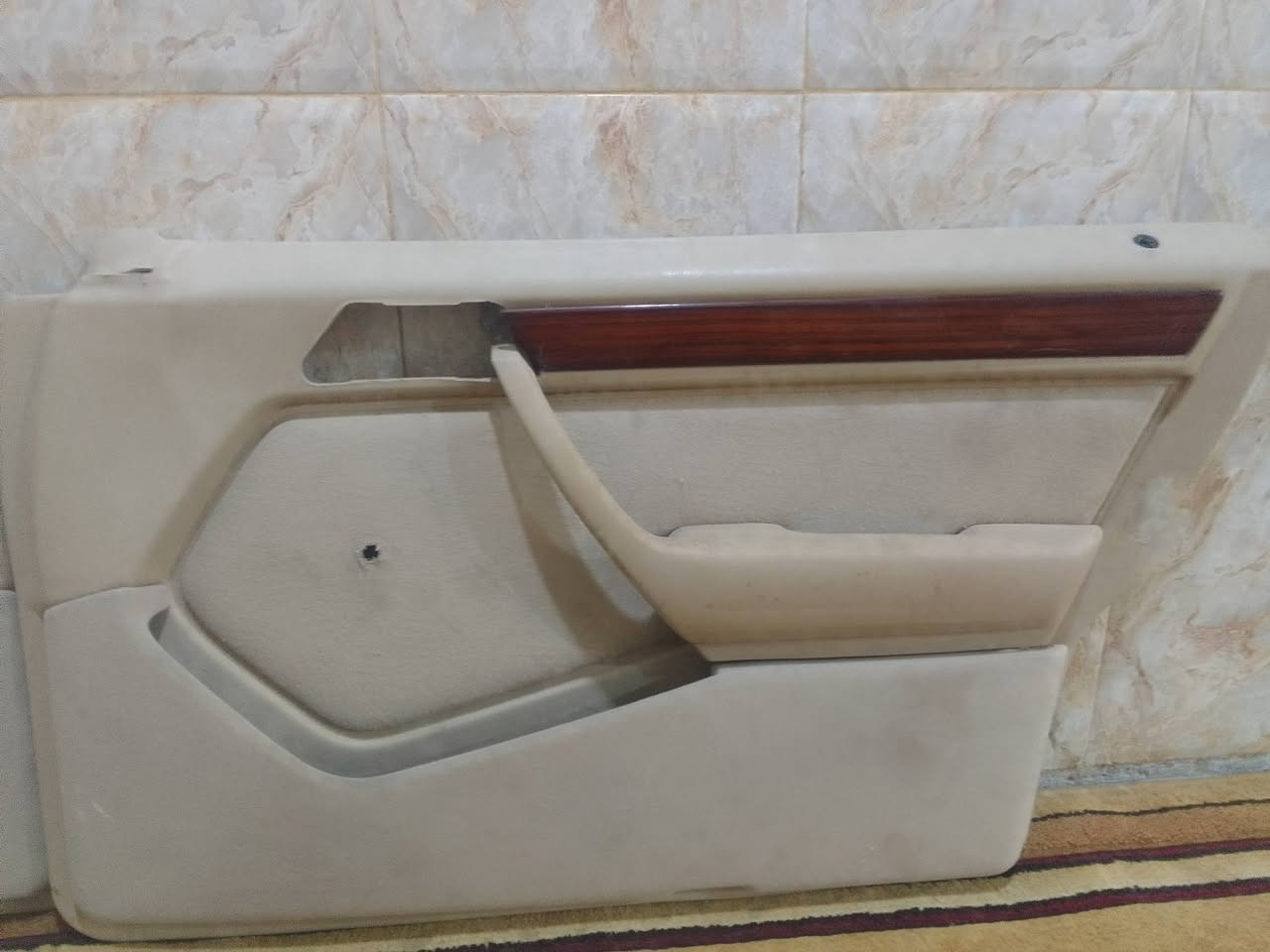 سلام عليكم بطاين مال مارسدس دب نضيافت 100%تخم سعرهن 100الف 2فرس مل دب الواحد 15الف كصه مال دب اماميه الوحده 10الف دشبول مال بيبي شبح ابو الرباك 50الف كجات مال دب الوحد 25الف بلجكتورات الزوج 50الف كلهن مل حاويه نضاف كلش متواجد ***********
